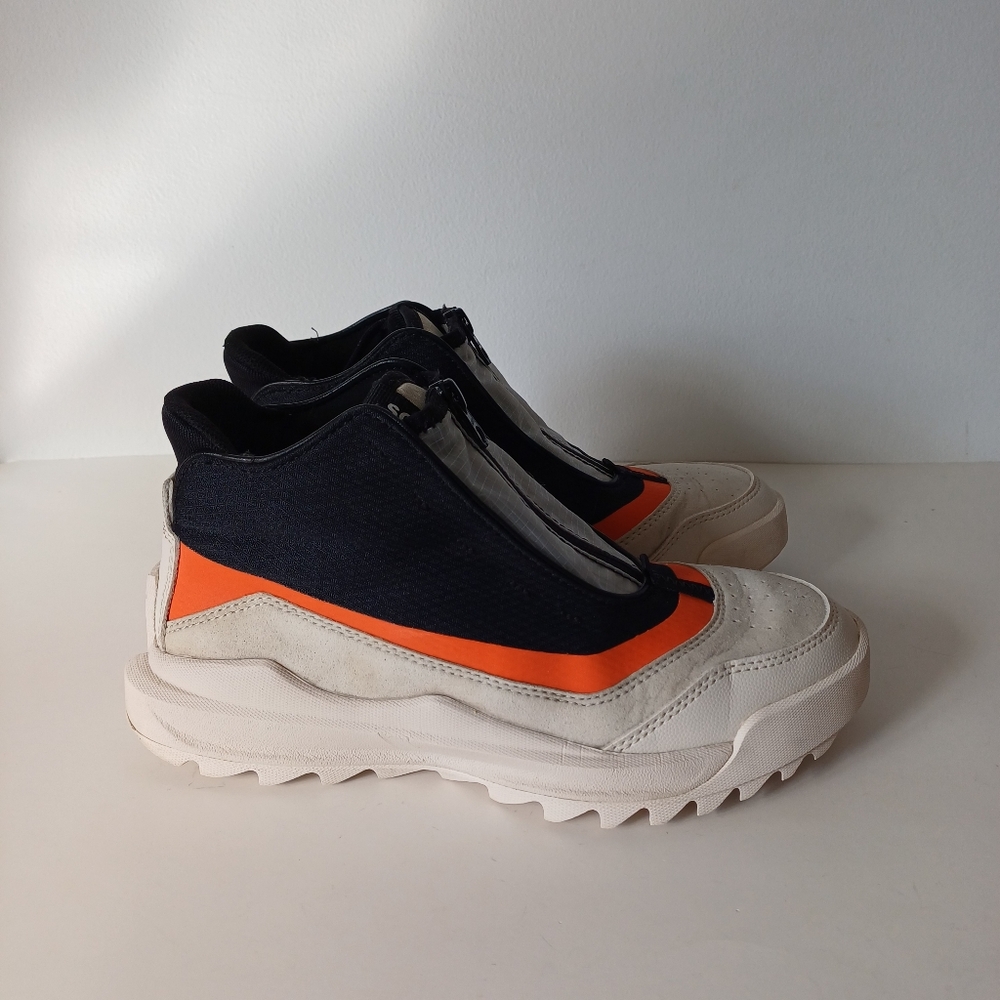 Sorel Kinetic Impact Lace & Zipper Women's Black White Orange Sneakers Size 8 US